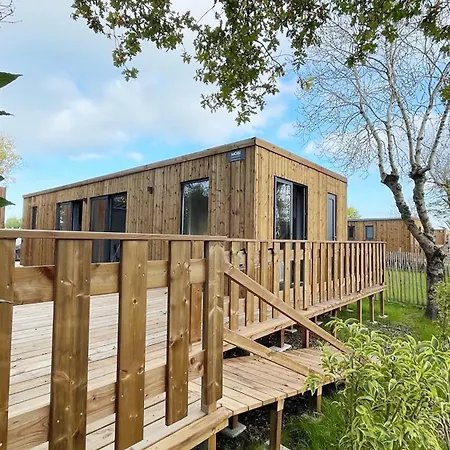 T4 - Proche De La 샬레