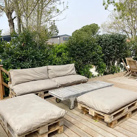 T4 - Proche De La 샬레 *